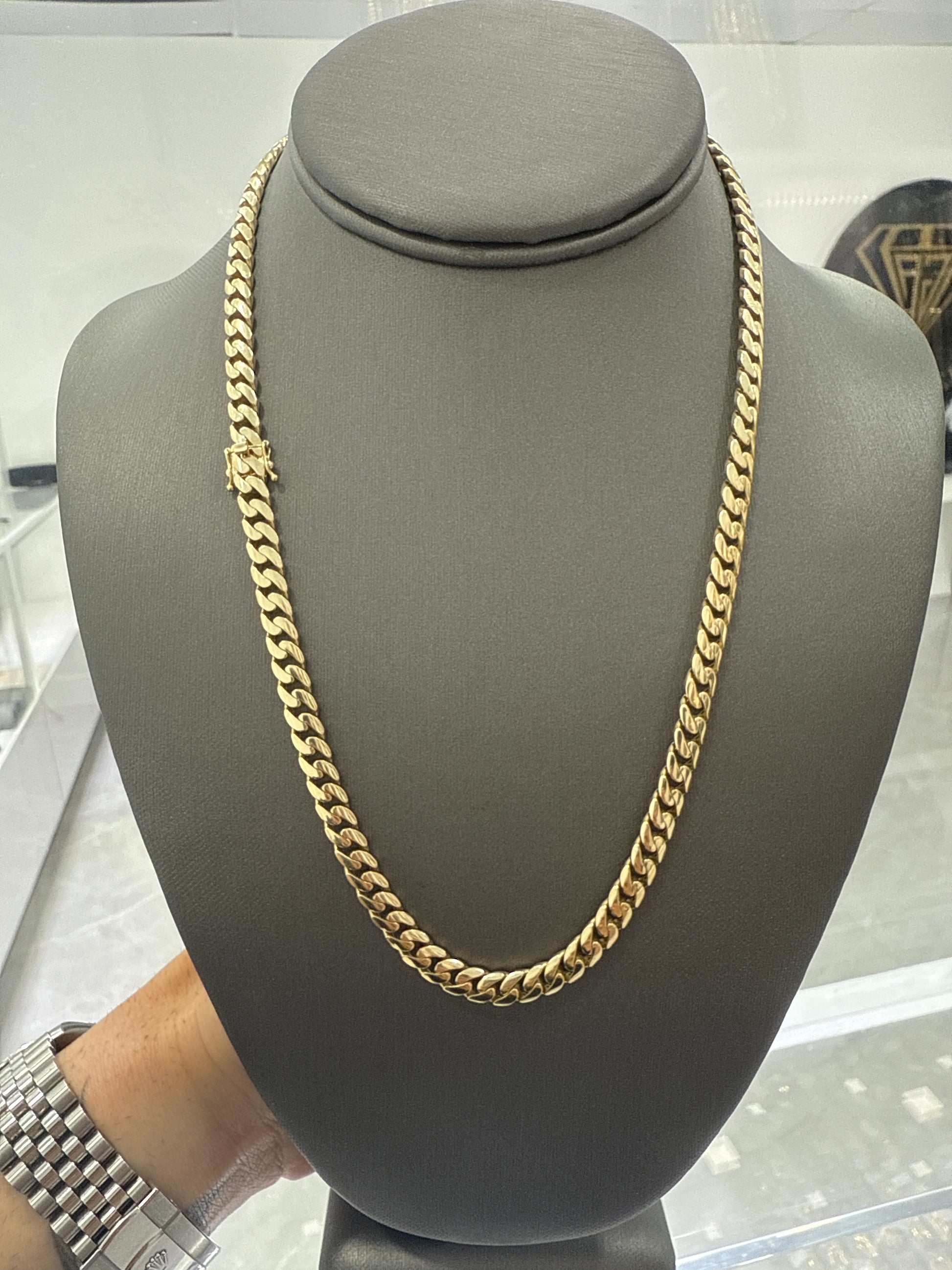 13mm chain and bracelet