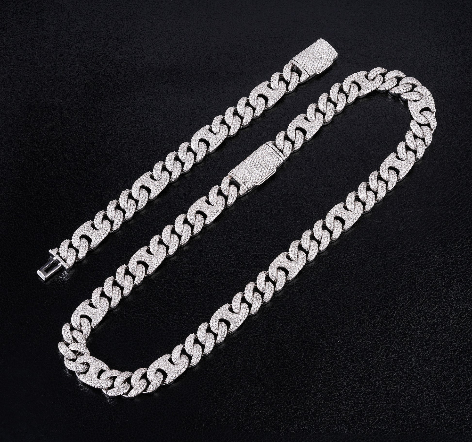 925 Silver moissanite Cuban link 15.0mm pig nose sylte