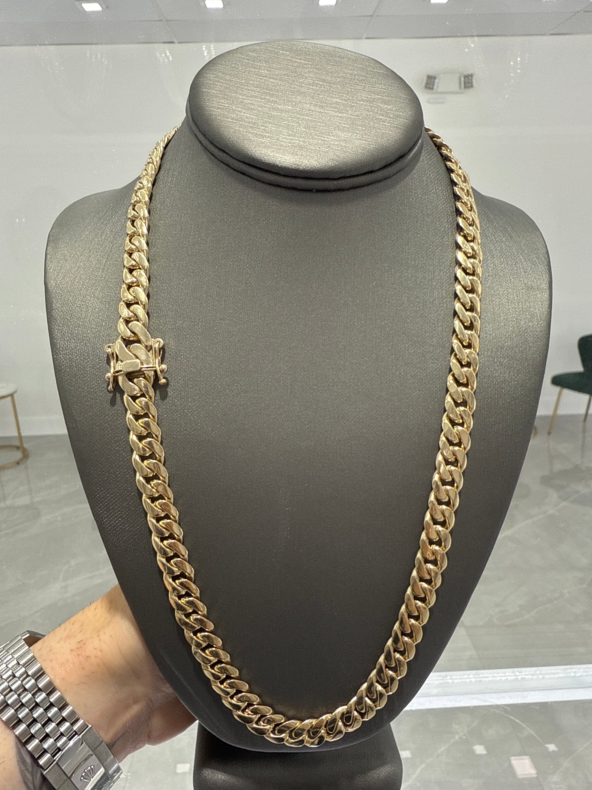10kt Cuban link 10mm