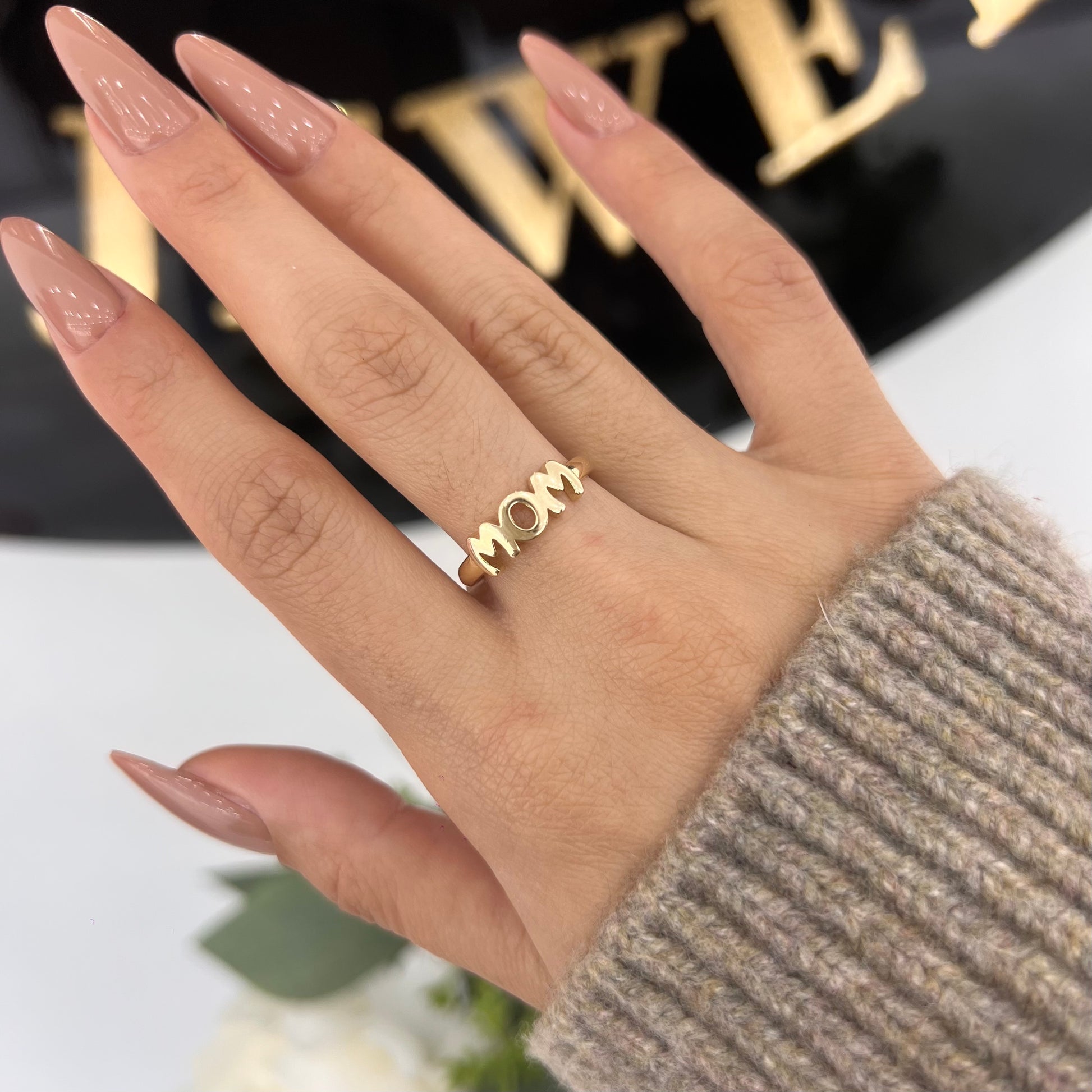 MOM ring