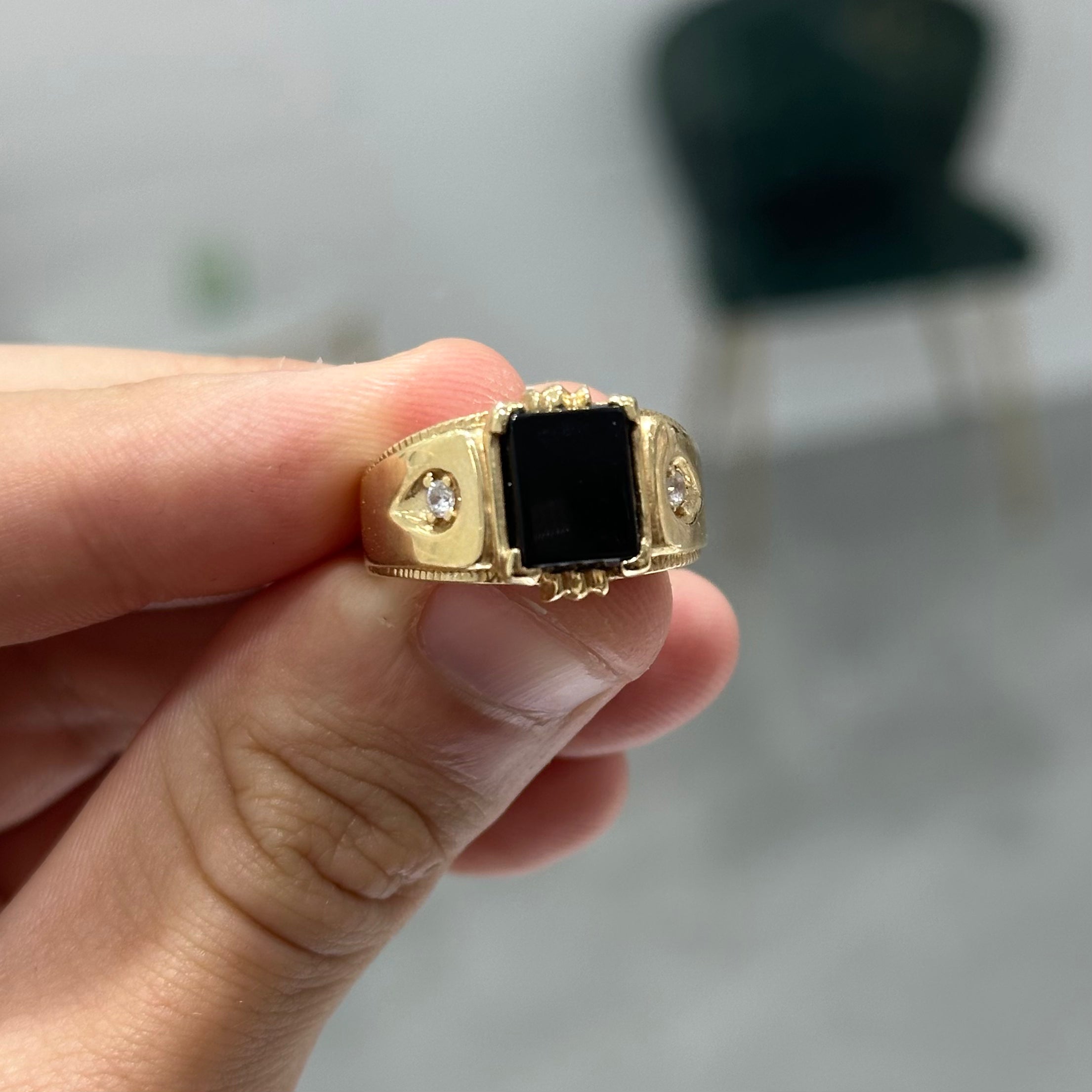 Onyx Ring 14kt
