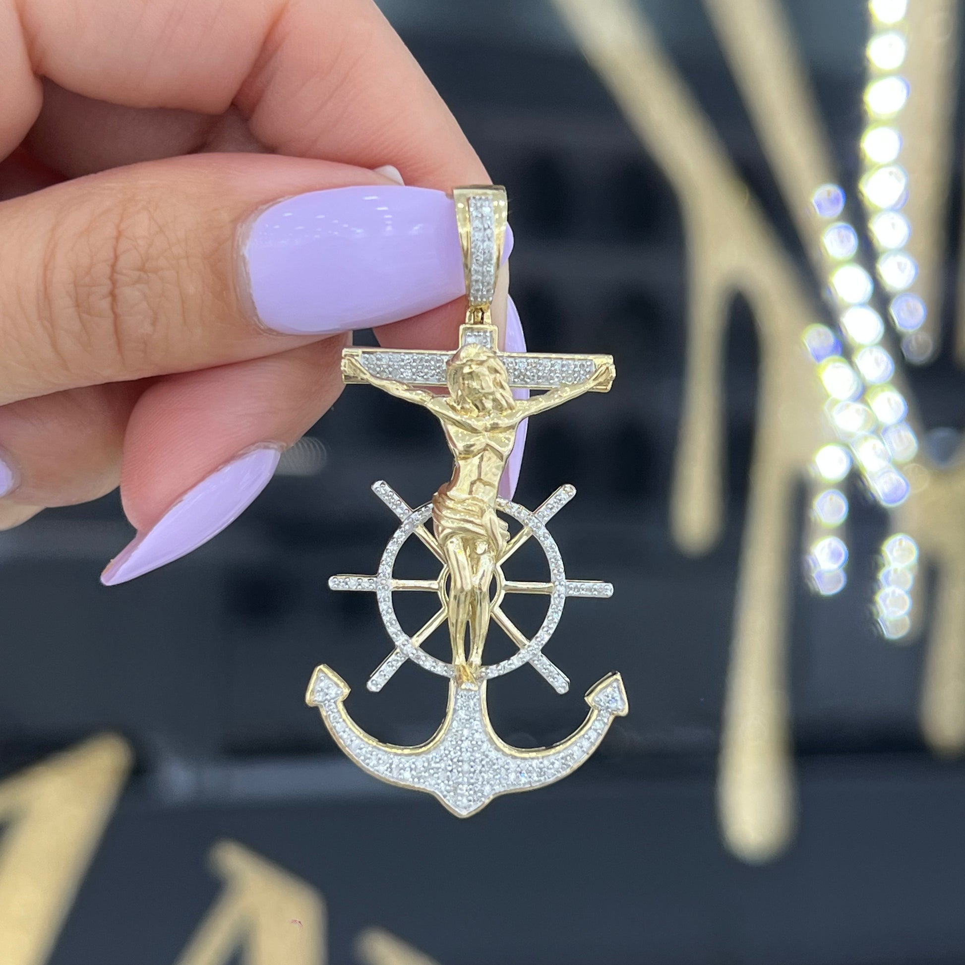 10KT Diamond Anchor Pendant