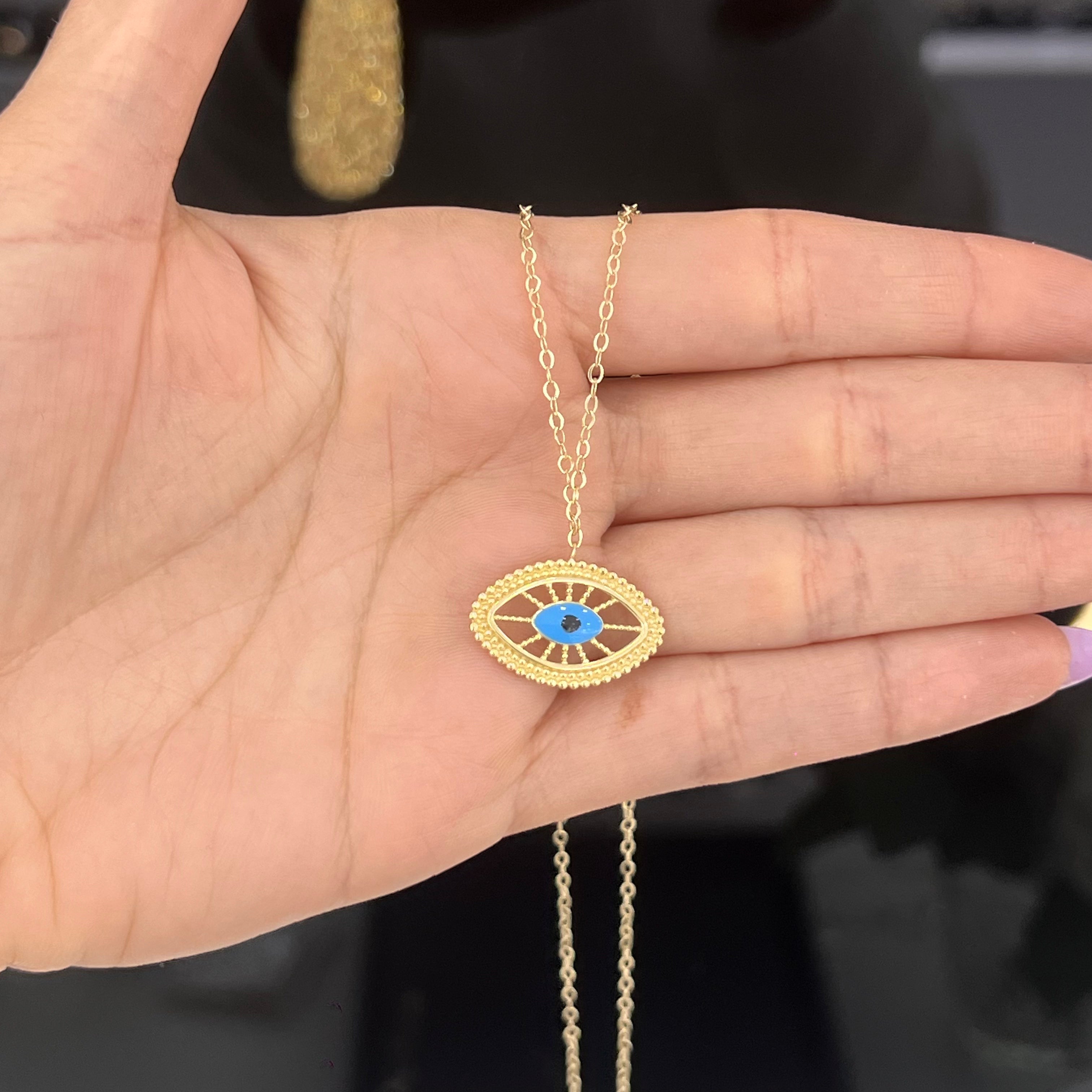 Evil eye ladies necklace with charm