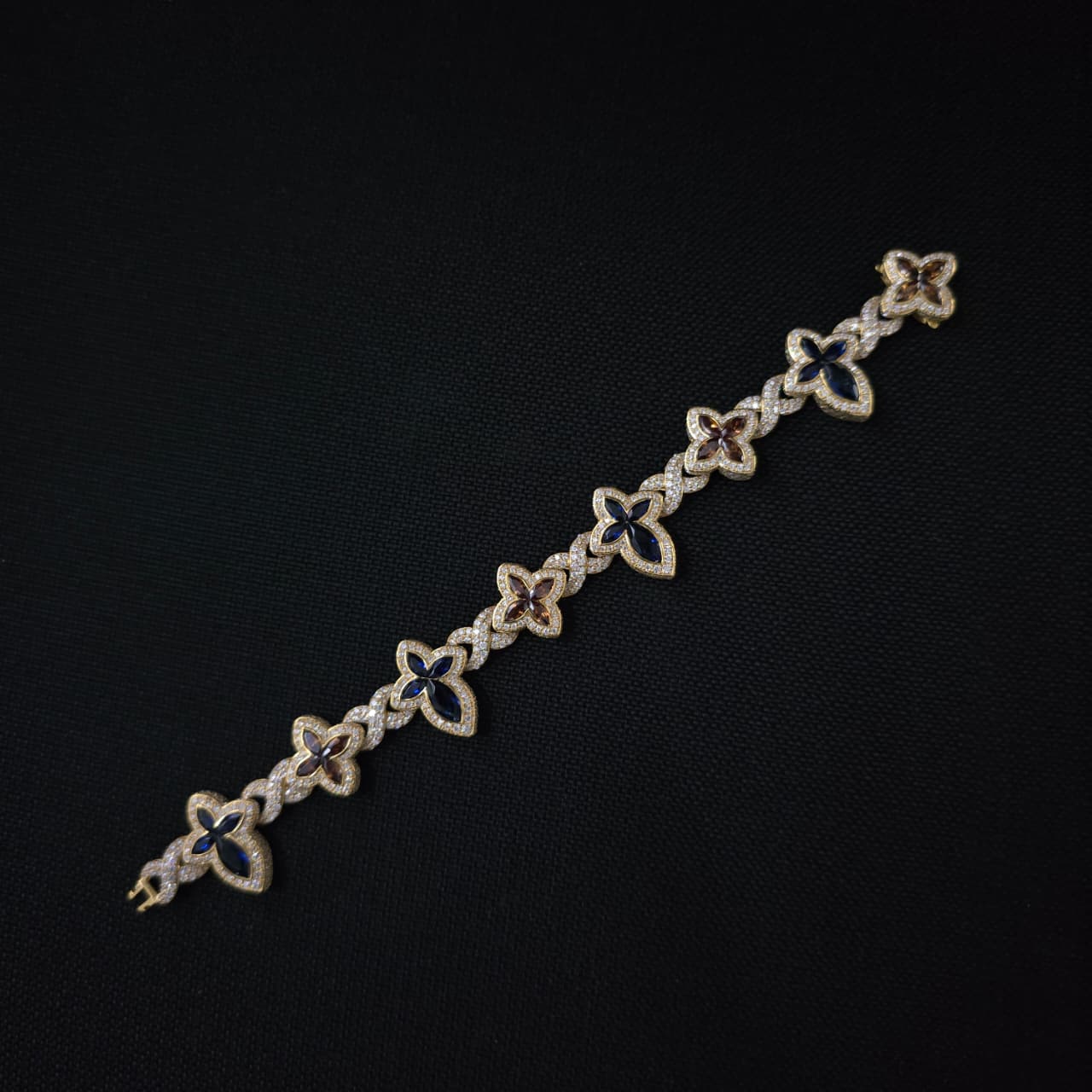 Big Small Marquise Rose