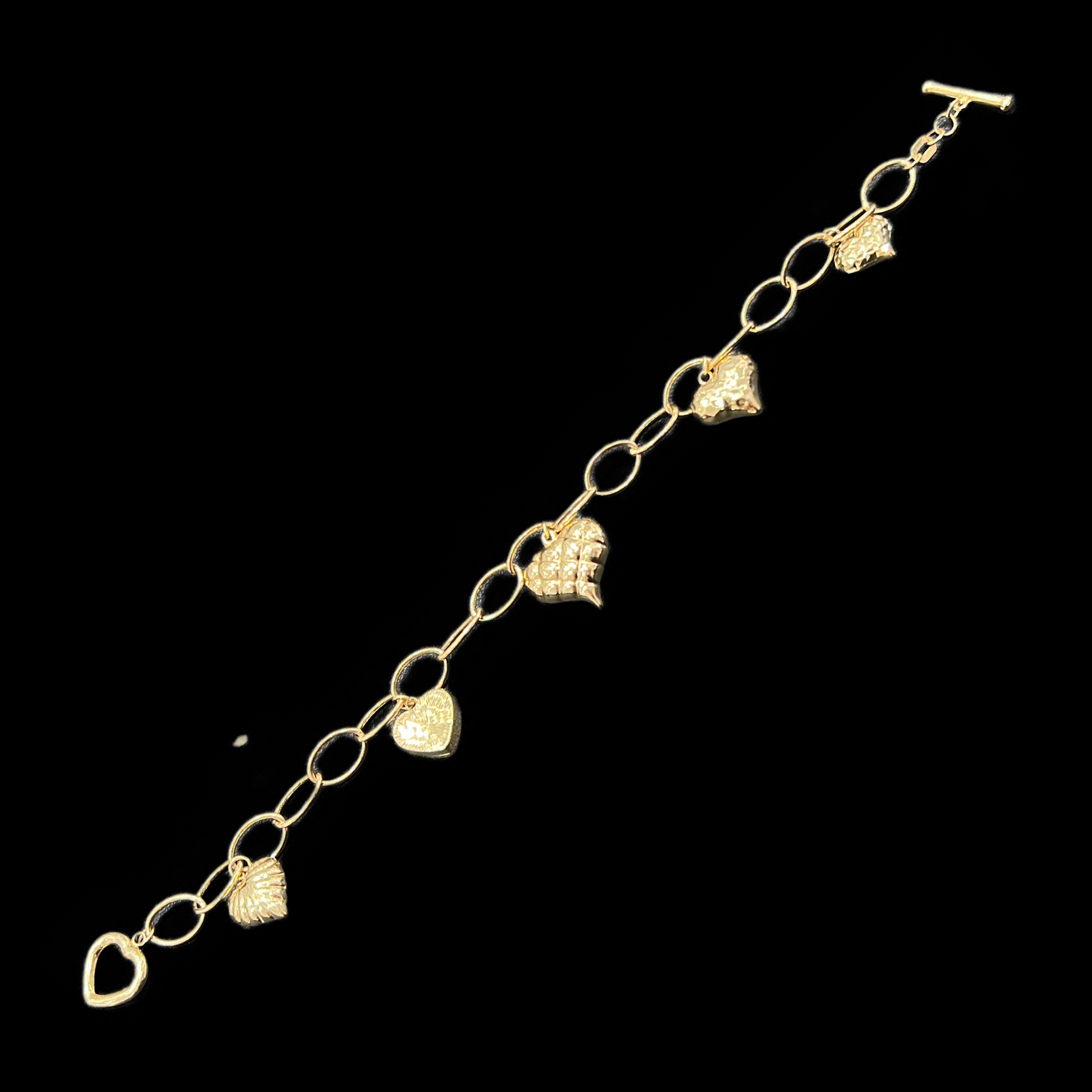 14kt Gold Charm Heart Womens Bracelet