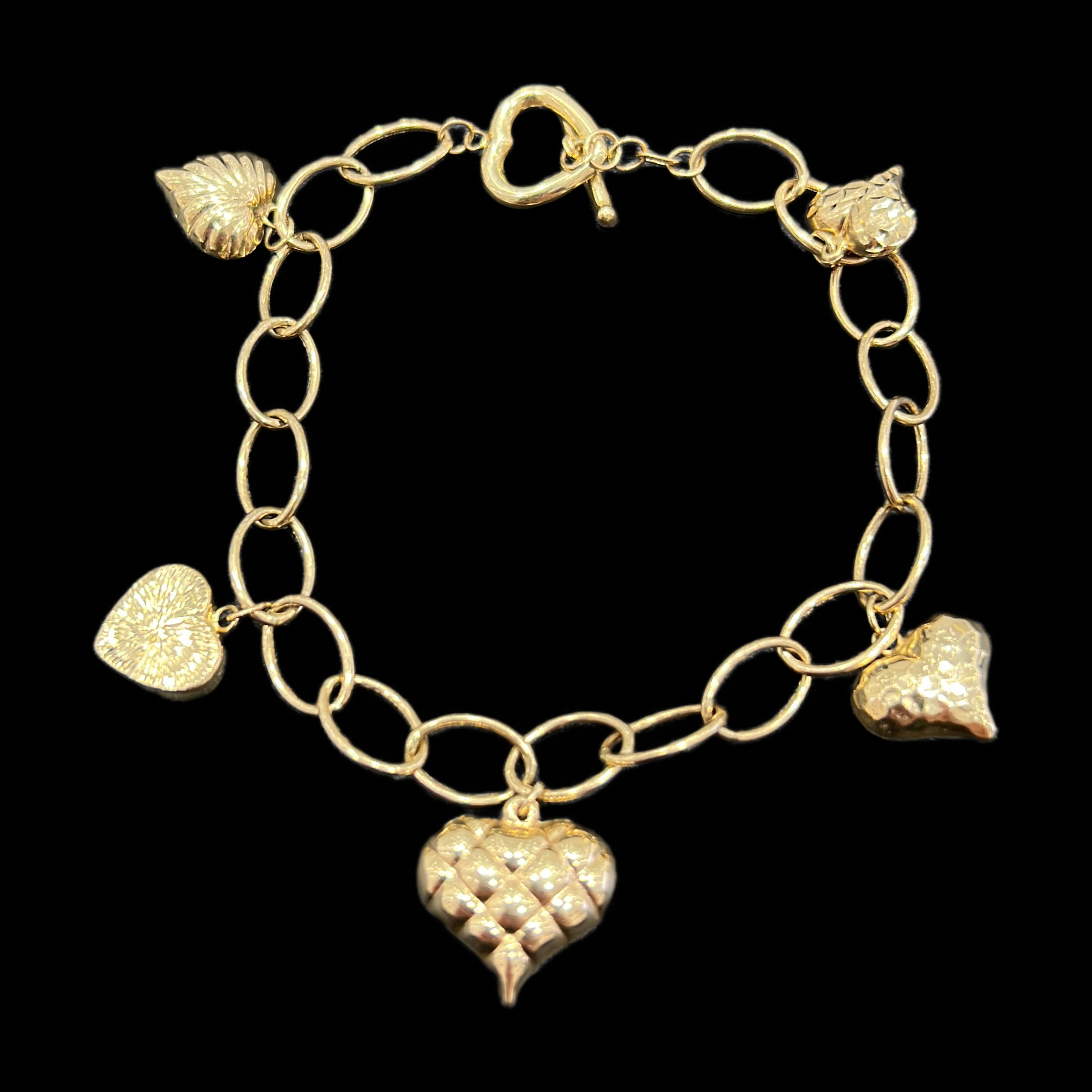 14kt Gold Charm Heart Womens Bracelet