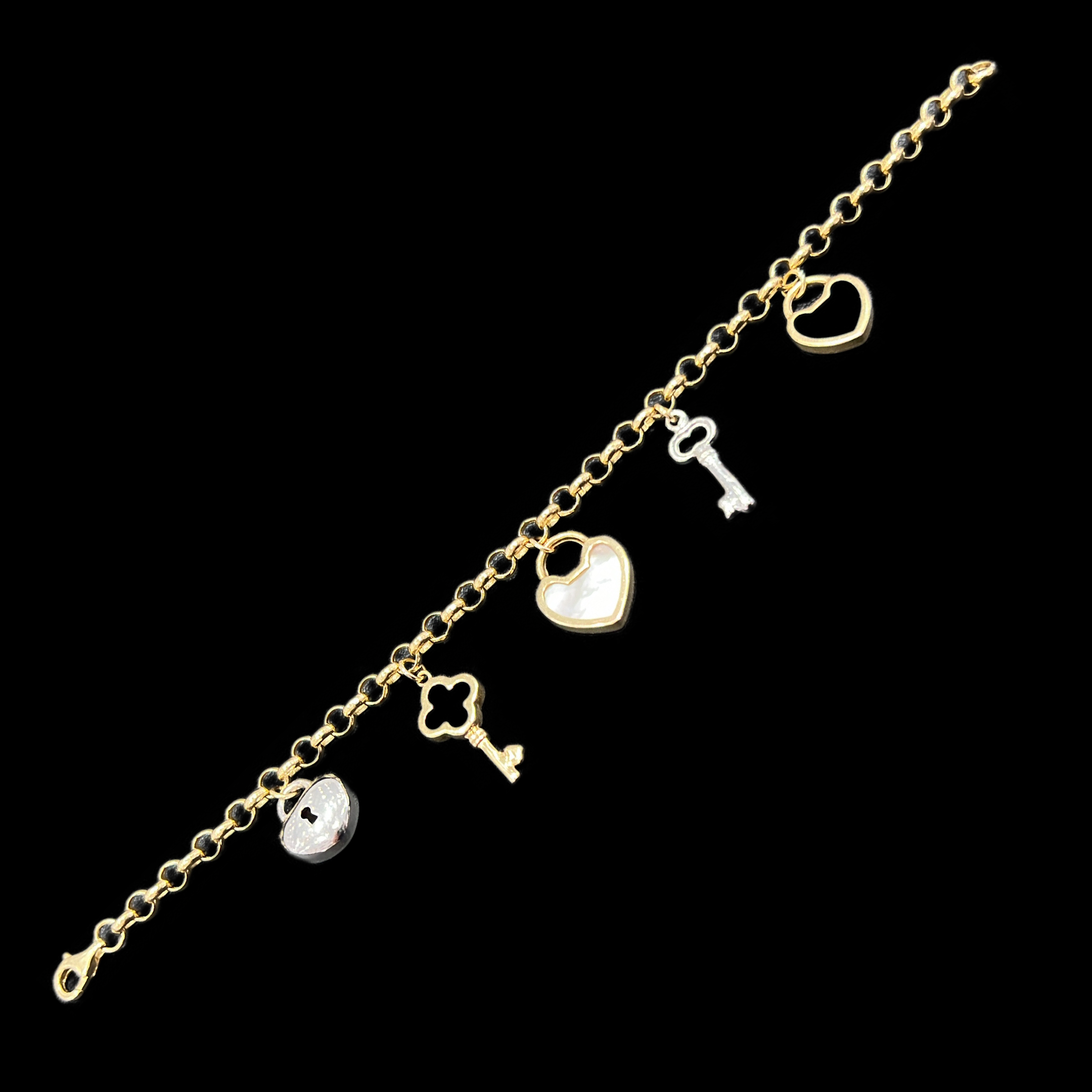 14KT Gold Key Heart Charm Womens Bracelet