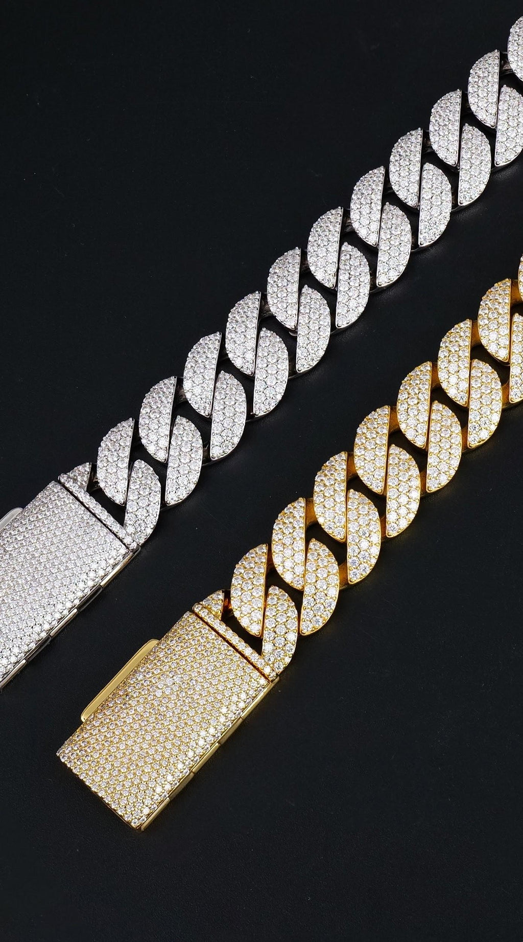 925 Silver moissanite Cuban link 18.0mm 3 row round